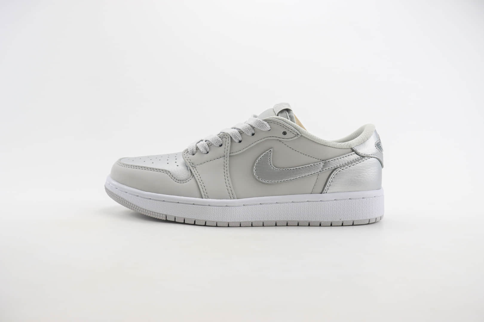 乔丹Air Jordan 1 Low纯原版本低帮AJ1灰银色篮球鞋 莆田AJ货源 货号：CZ0790-002