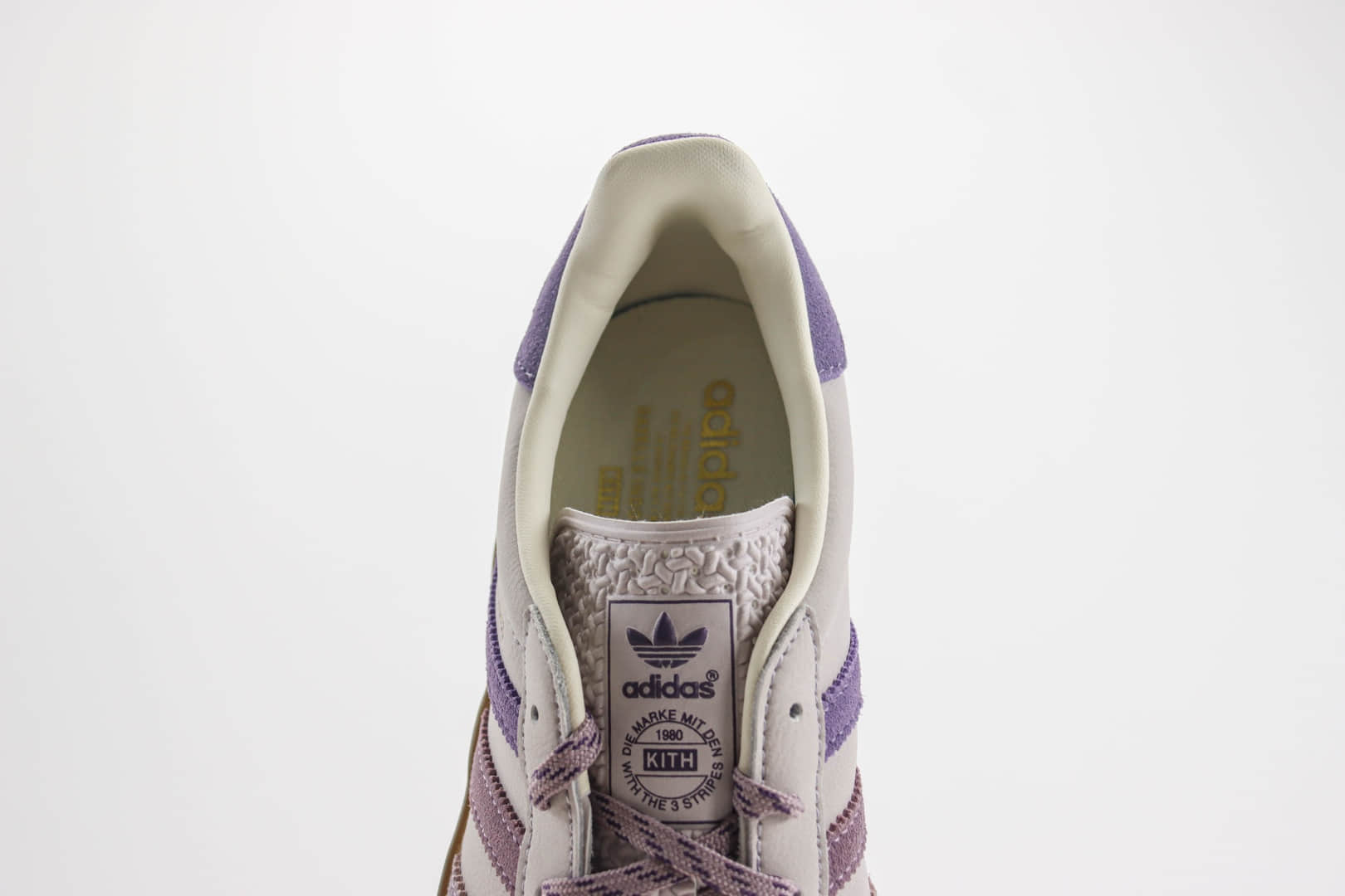 阿迪达斯Kith x adidas Original Gazelle Indoor Trainers纯原版本三叶草Kith联名芋泥灰紫德训鞋 莆田阿迪达斯货源 货号：IH0120