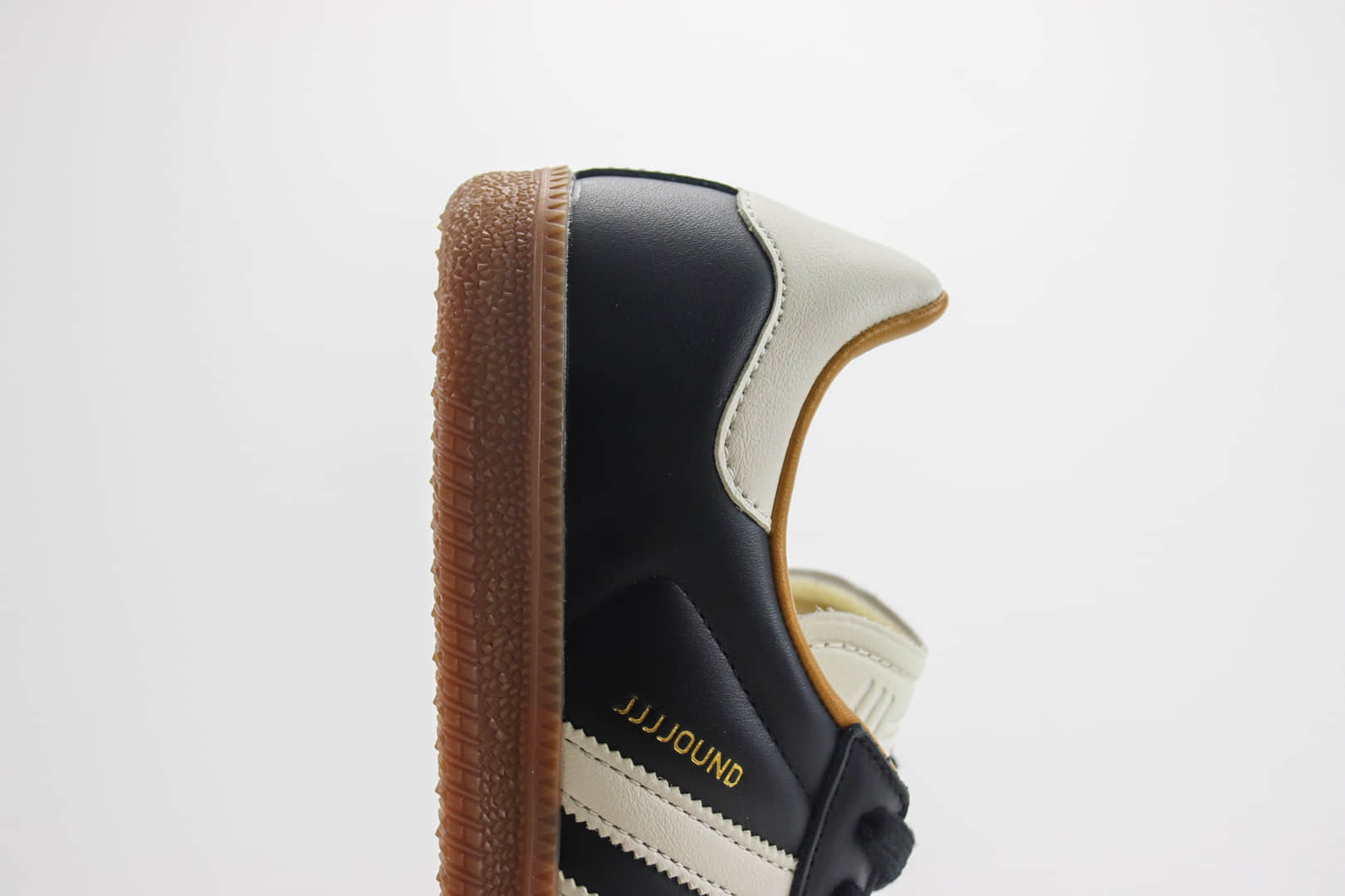阿迪达斯JJJJound x adidas Originals Samba OG纯原版本黑白生胶桑巴板鞋 莆田阿迪达斯代理 货号：ID8707