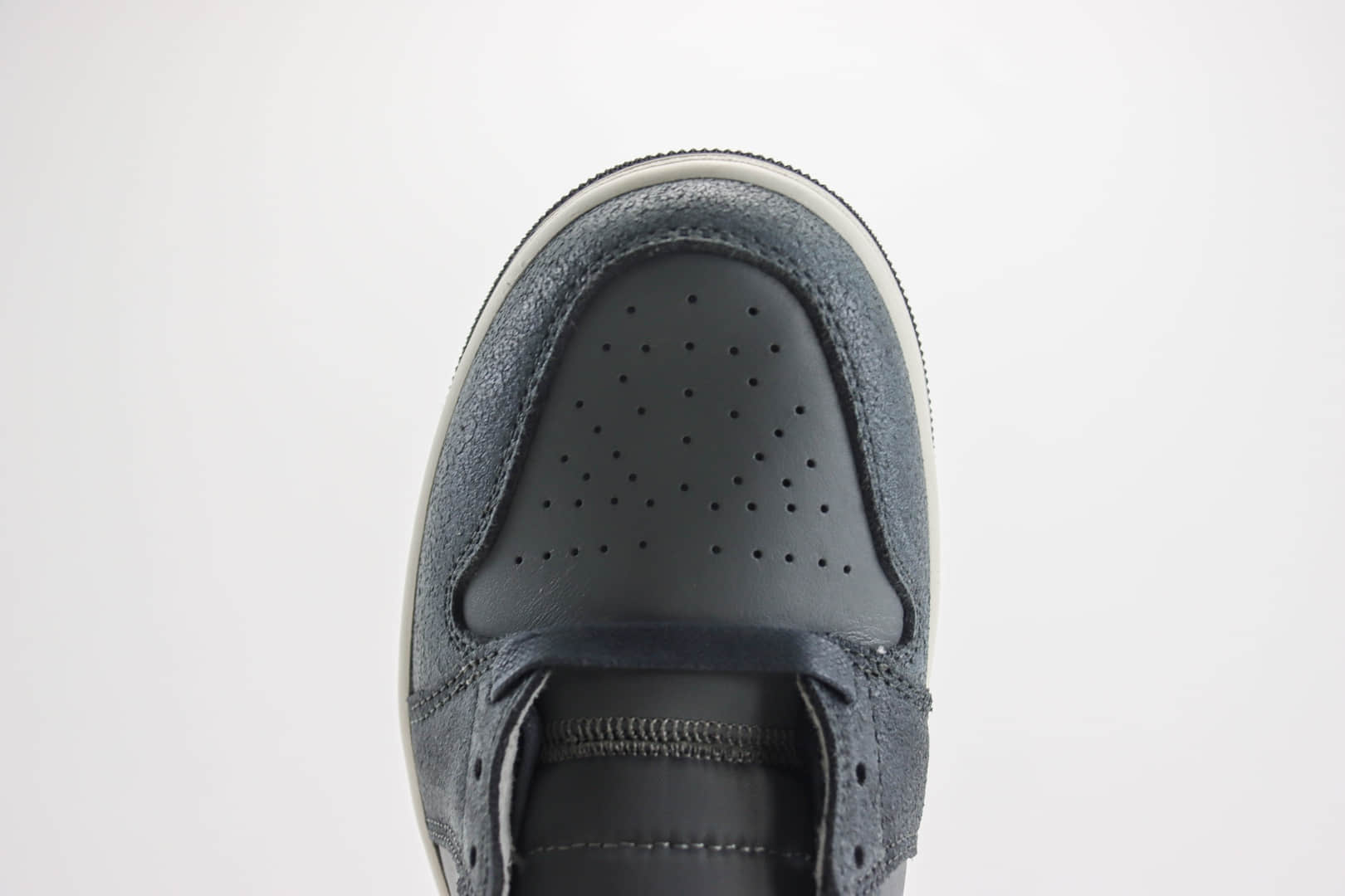 乔丹Air Jordan 1 Mid纯原版本太空灰AJ1爆裂纹中帮板鞋 莆田AJ货源 货号：FJ3448-001