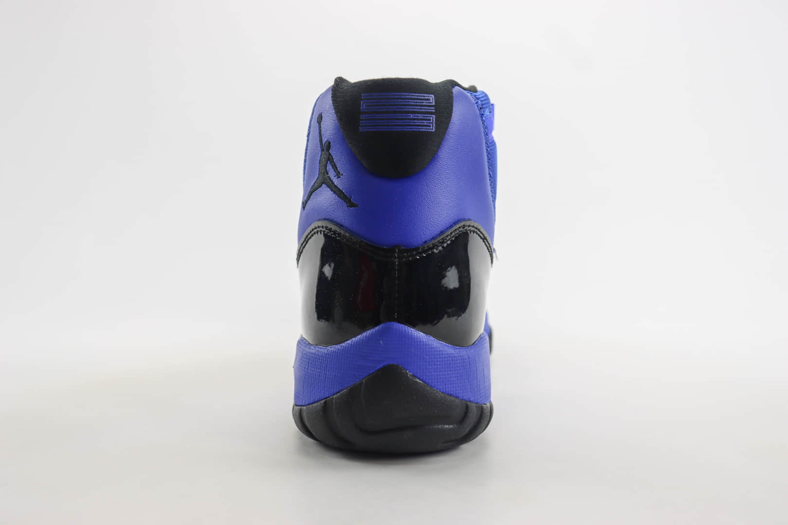 乔丹Air Jordan 11纯原版本黑蓝AJ11高帮篮球鞋 莆田AJ货源 货号：CT8012-400