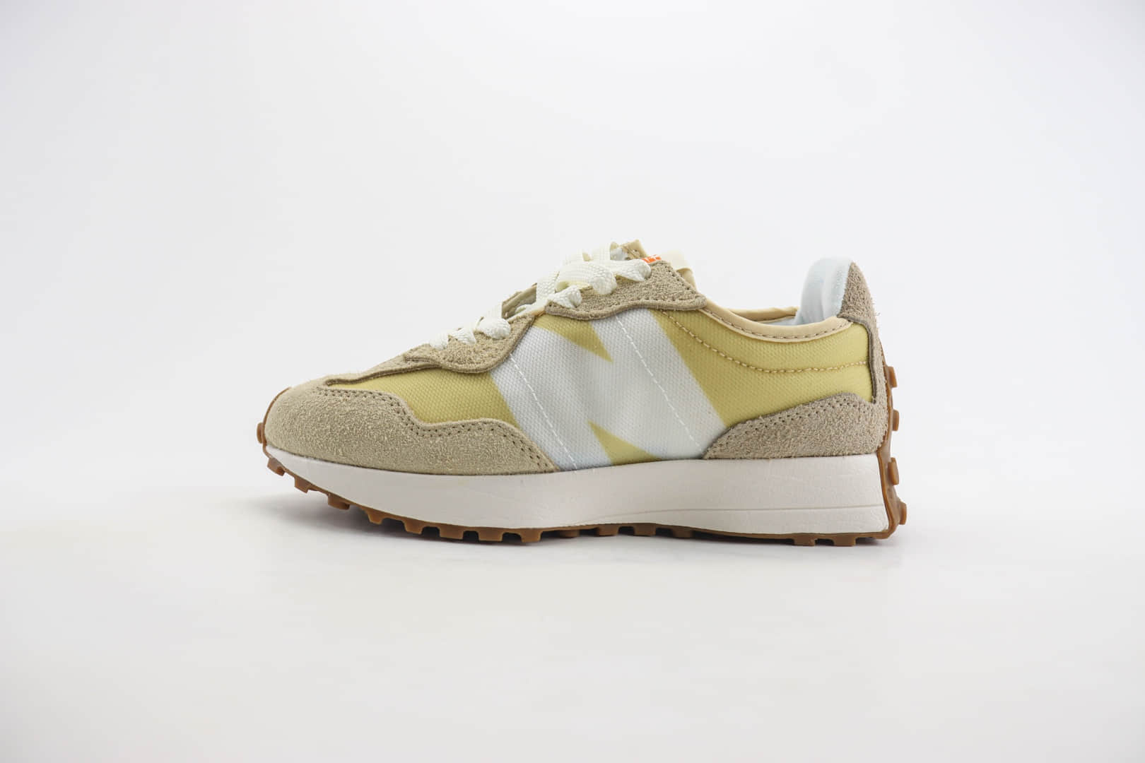 新百伦New Balance 327纯原版本卡其黄NB327复古慢跑鞋 莆田鞋货源 货号：MS327UE