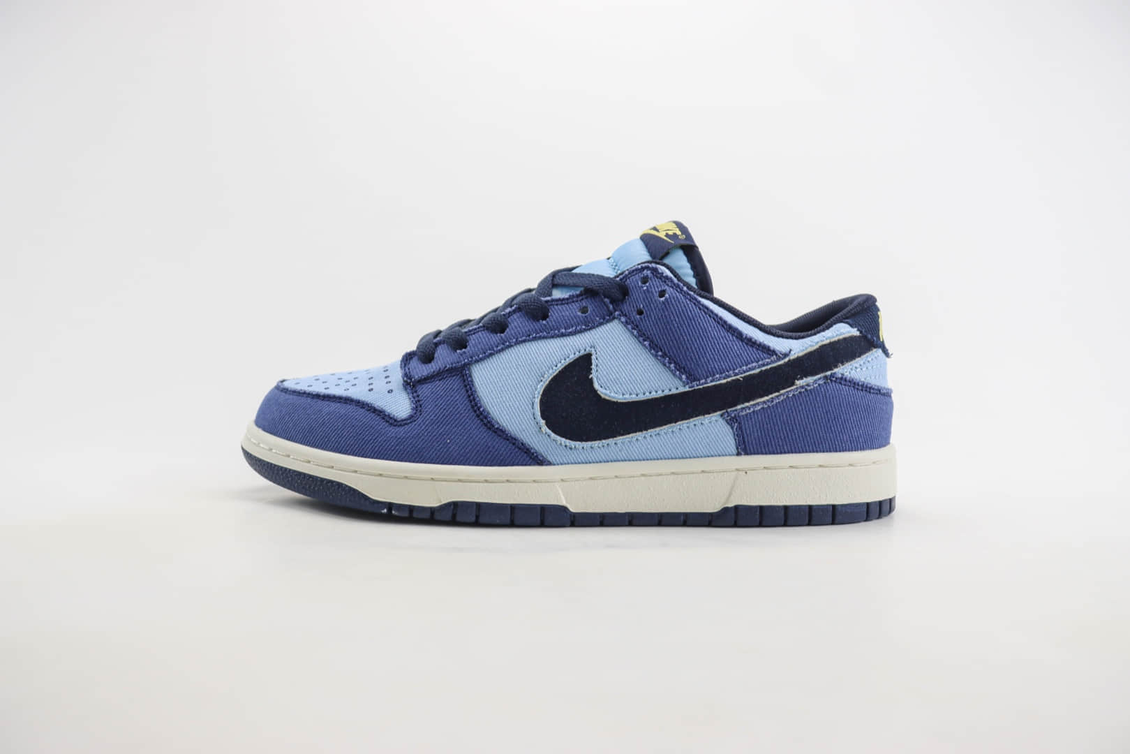 耐克Nike SB Dunk Low纯原版本低帮SB Dunk帆布蓝滑板板鞋 莆田耐克货源 货号：HF3141-400
