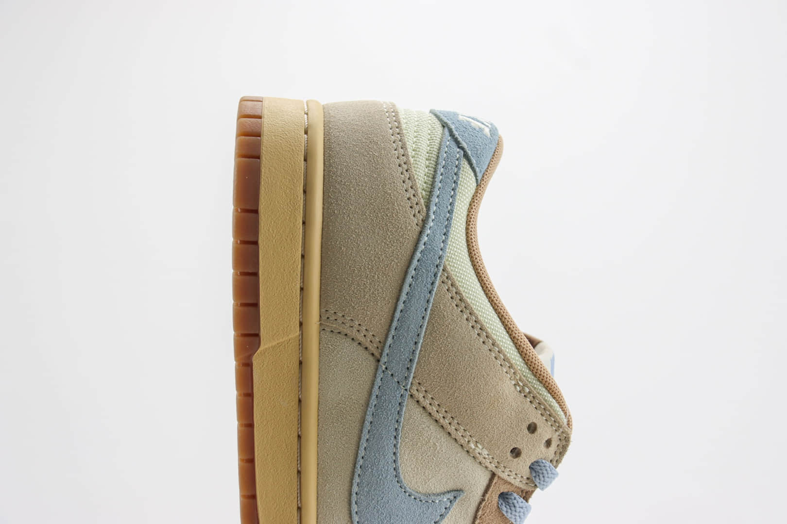 耐克Nike SB Dunk Low纯原版本米蓝SB Dunk滑板板鞋 莆田耐克代理 货号：HF0106-100