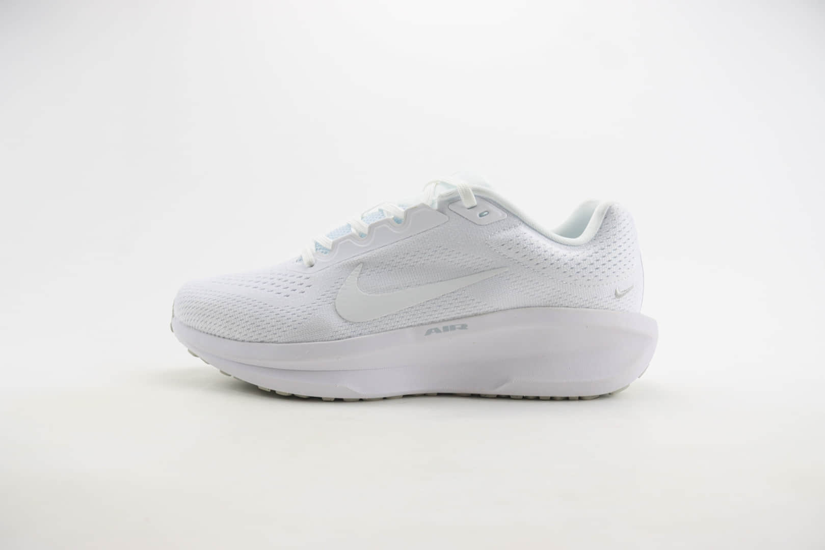 耐克Nike Air Zoom Winflo 11纯原版本纯白网面跑鞋 莆田耐克货源 货号：FJ9509-100