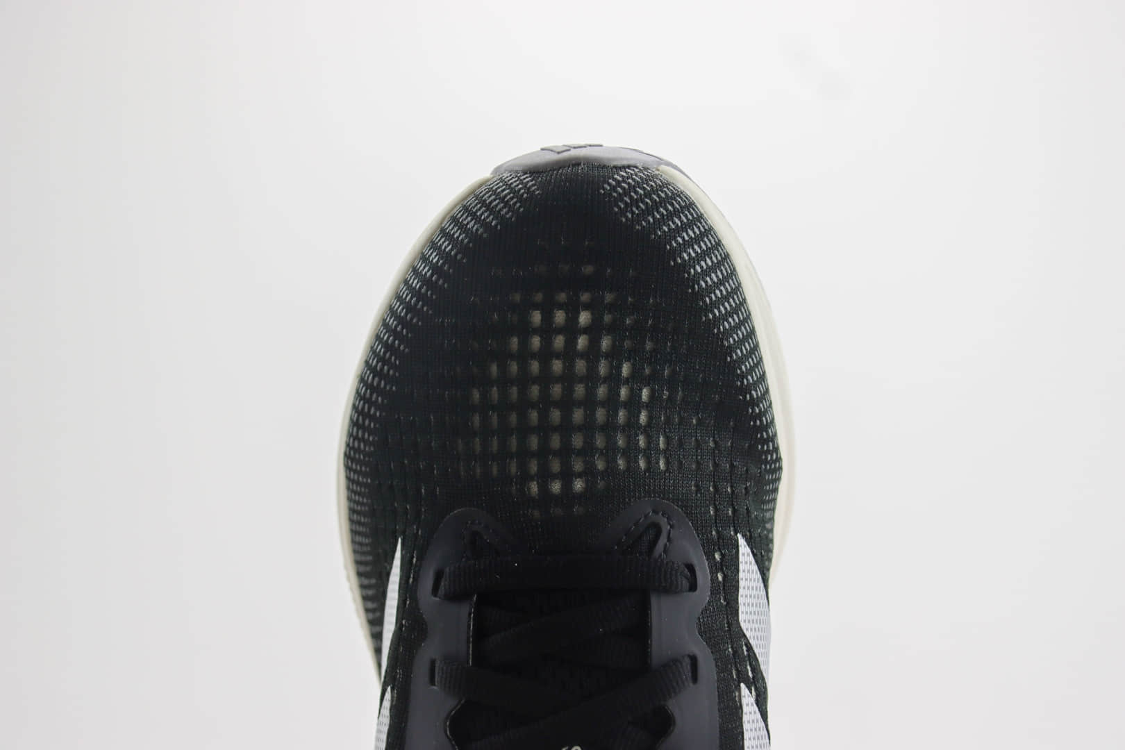 阿迪达斯Adidas Supernova Rise纯原版本黑白灰色慢跑鞋 莆田阿迪达斯货源 货号：IG5837