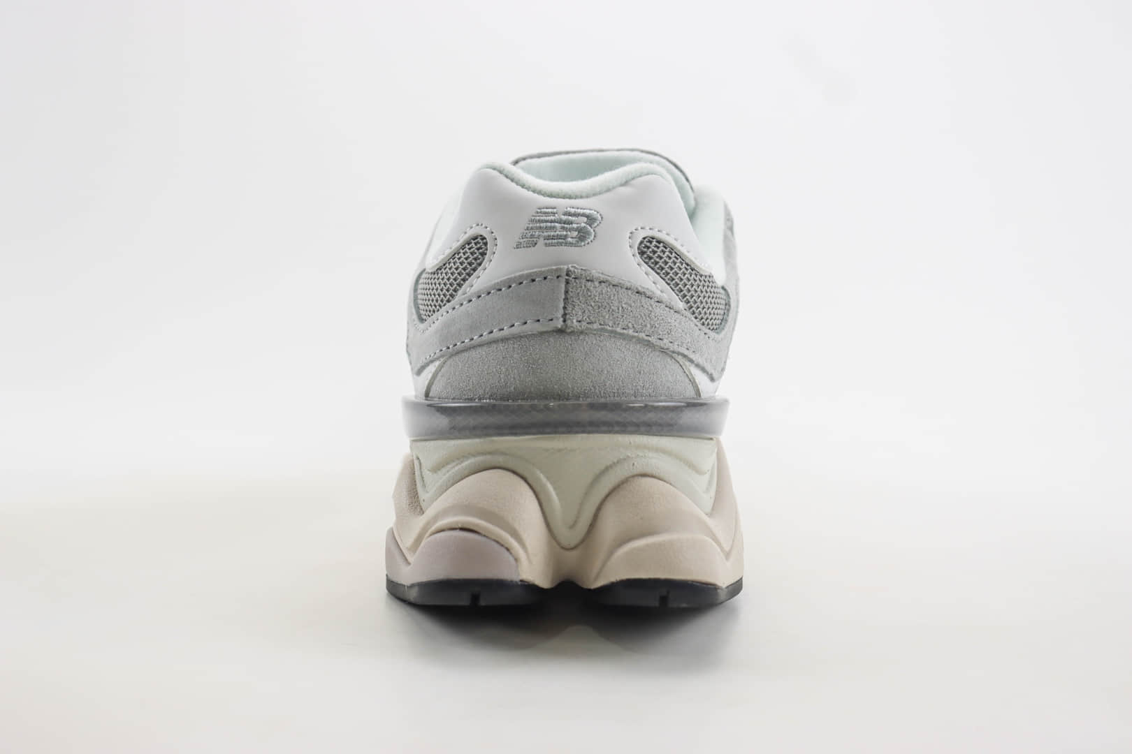 新百伦New Balance NB9060纯原版本复古慢跑鞋 莆田新百伦工厂 货号：U9060EEE