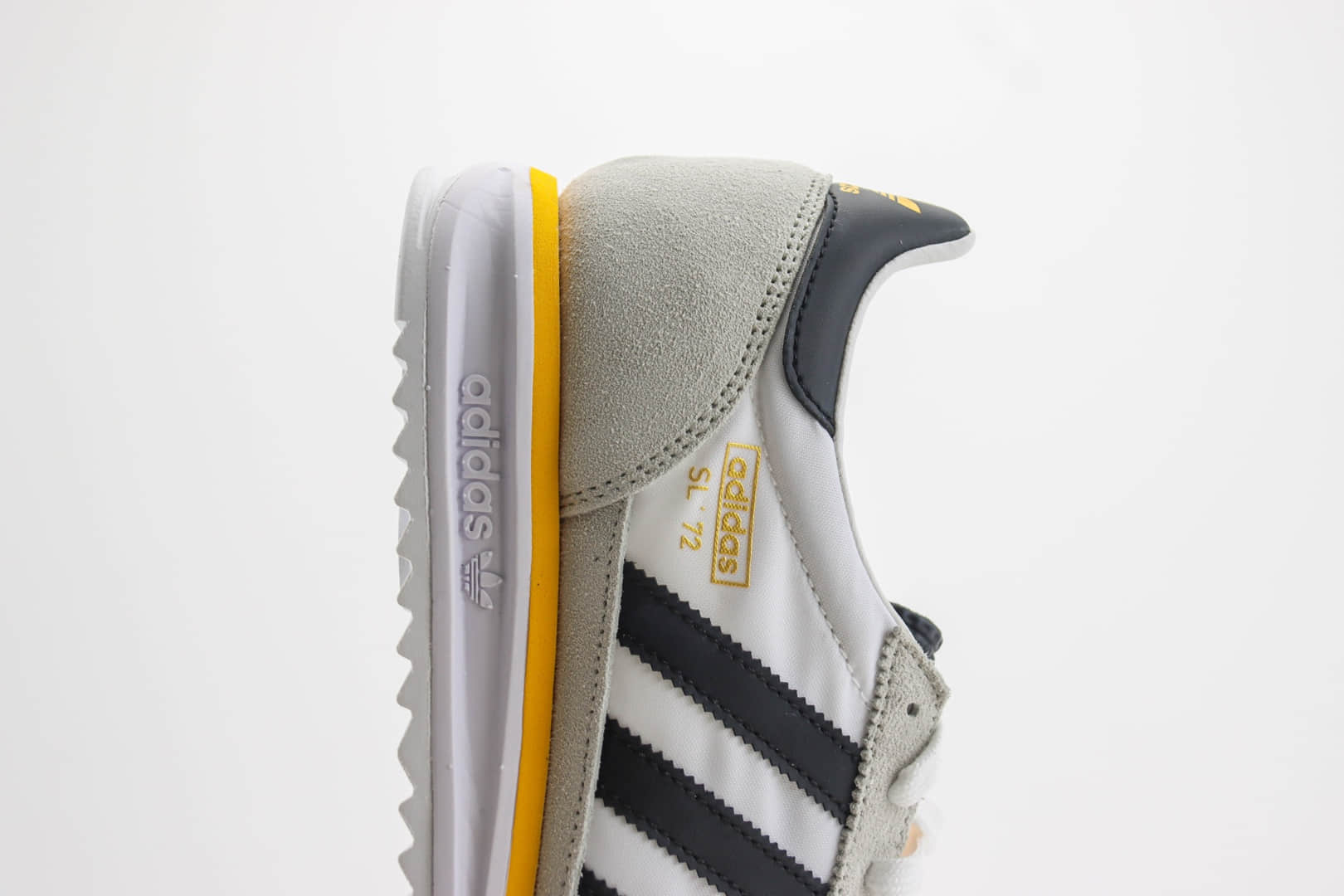 阿迪达斯adidas Originals SL 72 RS（Reshaped）纯原版本白灰黑复古慢跑鞋 莆田阿迪达斯货源 货号：IH4823