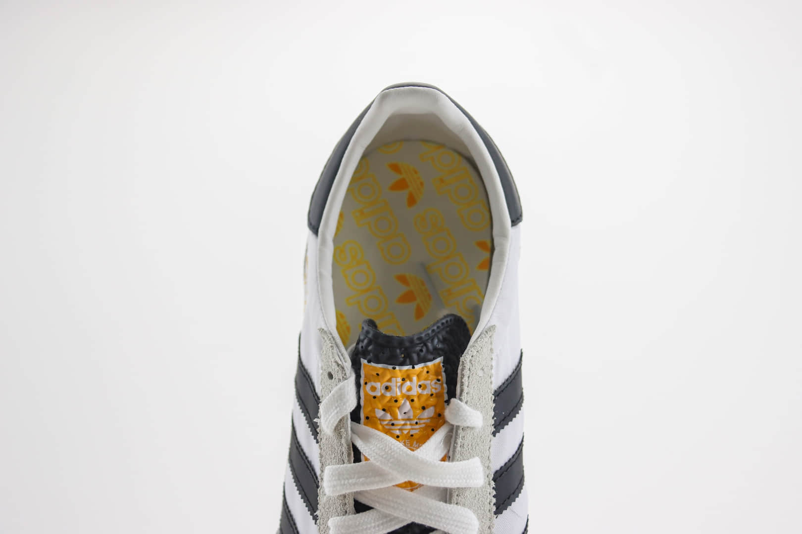 阿迪达斯adidas Originals SL 72 RS（Reshaped）纯原版本白灰黑复古慢跑鞋 莆田阿迪达斯货源 货号：IH4823