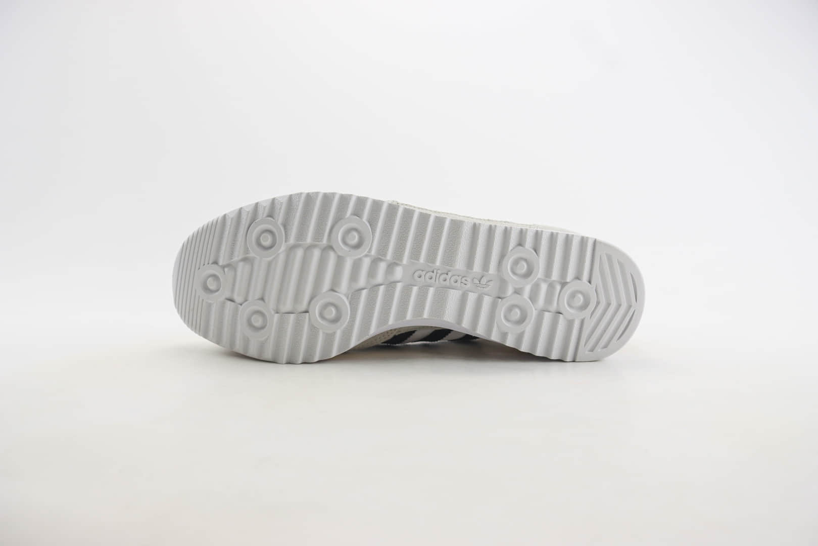 阿迪达斯adidas Originals SL 72 RS（Reshaped）纯原版本白灰黑复古慢跑鞋 莆田阿迪达斯货源 货号：IH4823