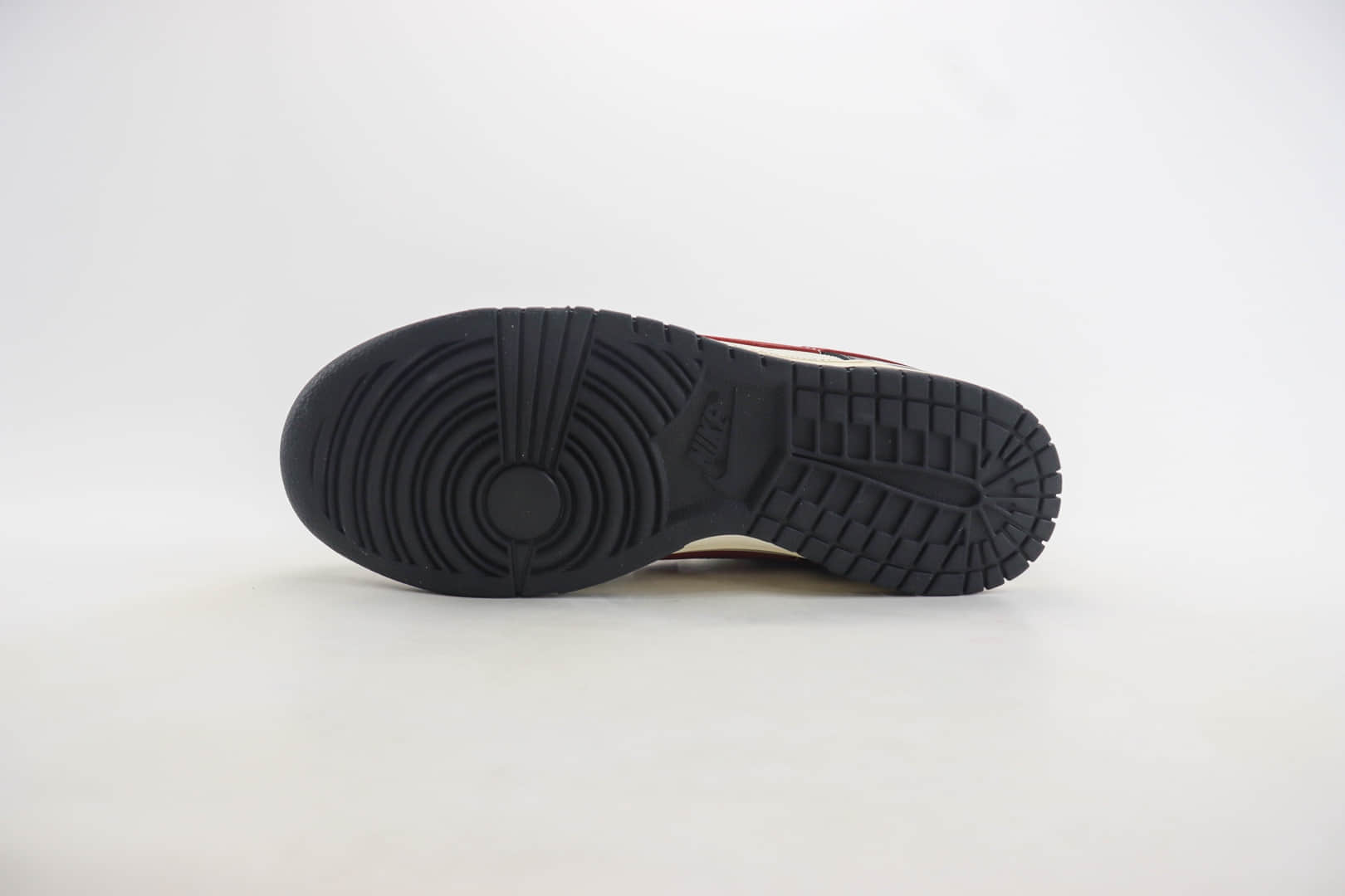 耐克Nike SB Dunk Low纯原版本低帮DUNK热带琥珀黑白红色板鞋 莆田DUNK货源 货号：DD1391-100