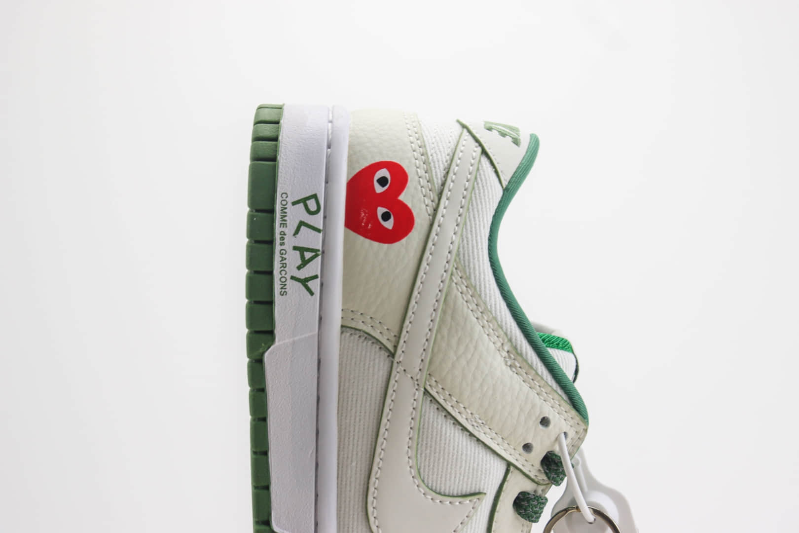耐克Nike SB Dunk Low纯原版本低帮DUNK川久保玲联名款板鞋 莆田DUNK工厂 货号：KK1888-010