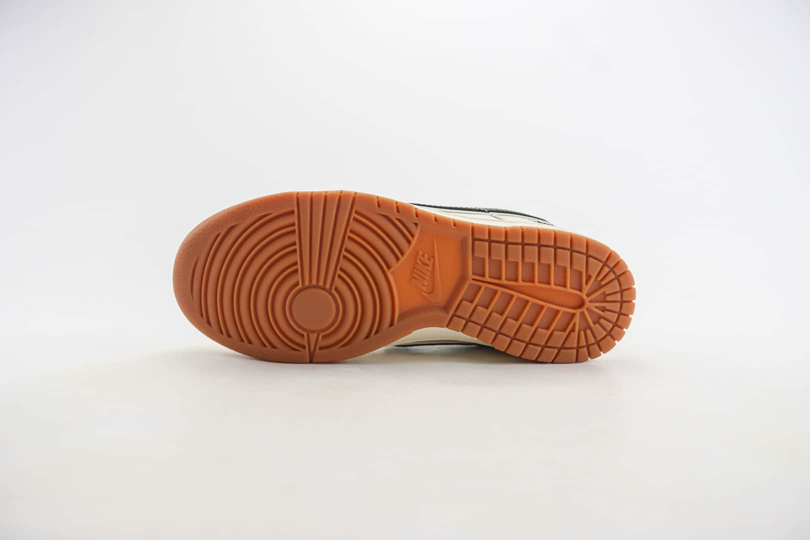 耐克Nike SB Dunk Low x Stussy纯原版本斯图西联名款低帮DUNK双小勾板鞋 莆田DUNK工厂 货号：DQ1098-385