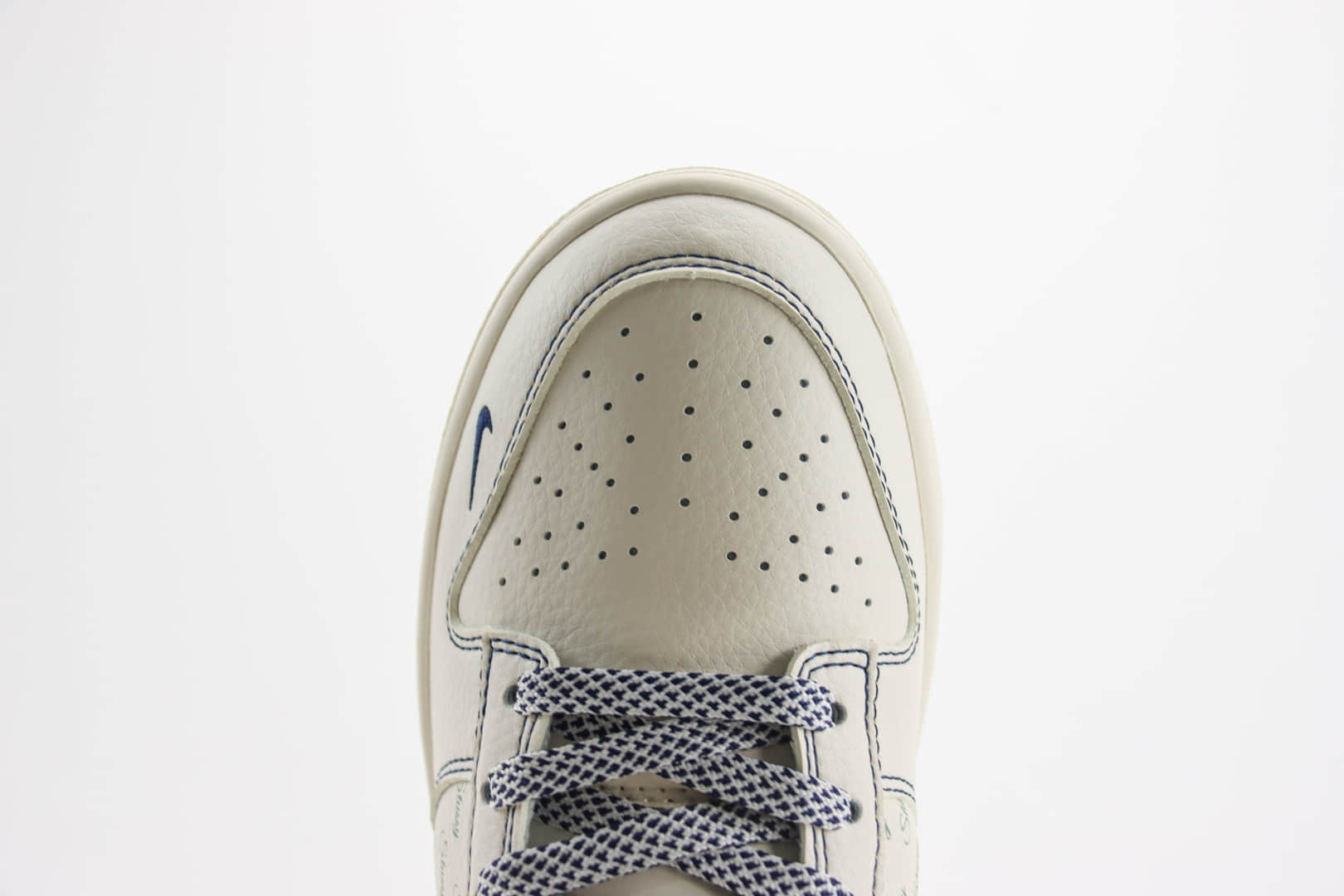 耐克Stussy x Nike Dunk Low纯原版本斯图西联名Dunk兔八哥米红蓝板鞋 莆田耐克工厂 货号：XY1688-012
