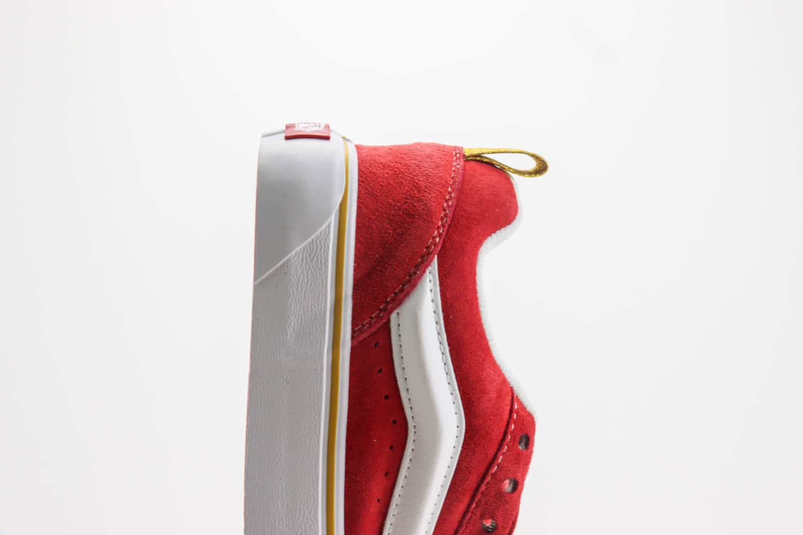 万斯Vans Knu-Skool纯原版本红金撞色面包鞋 莆田万斯货源 货号：VN000CS0JV6
