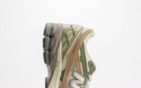 阿迪达斯adidas Originals Samba纯原版本桑巴白绿色板鞋 莆田阿迪达斯货源 货号：IE3437