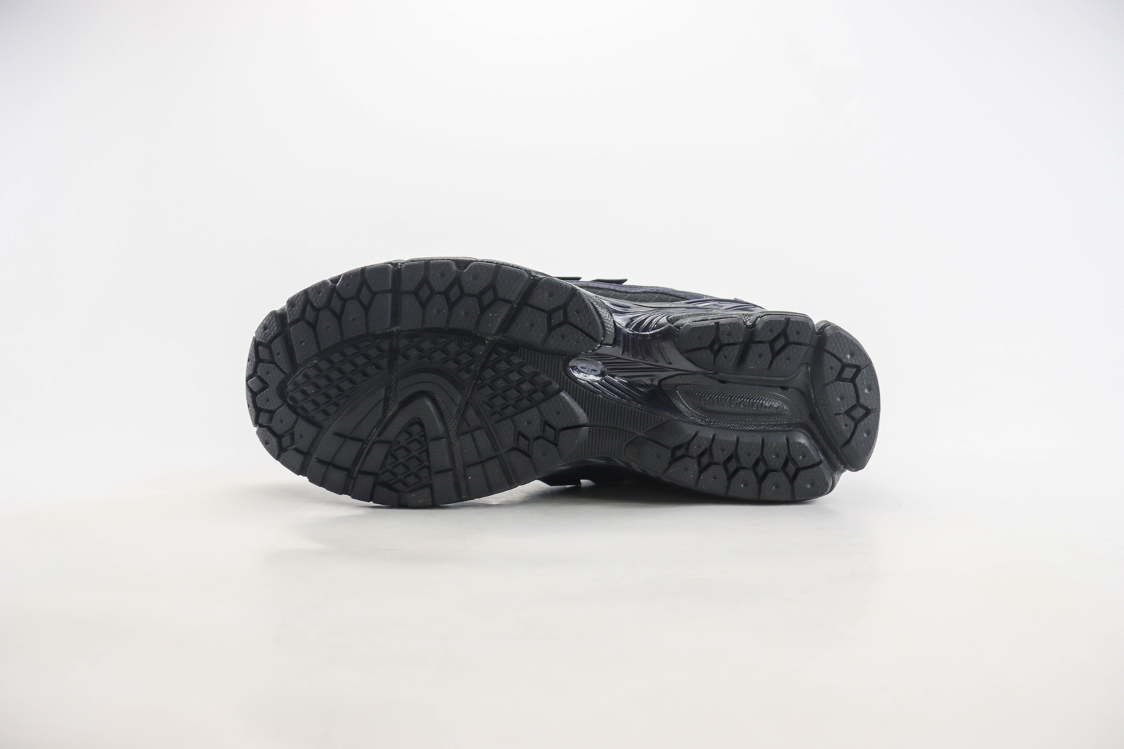 新百伦New Balance 1906纯原版本NB1906藏青色复古老爹鞋 莆田新百伦货源 货号：M1906RWE