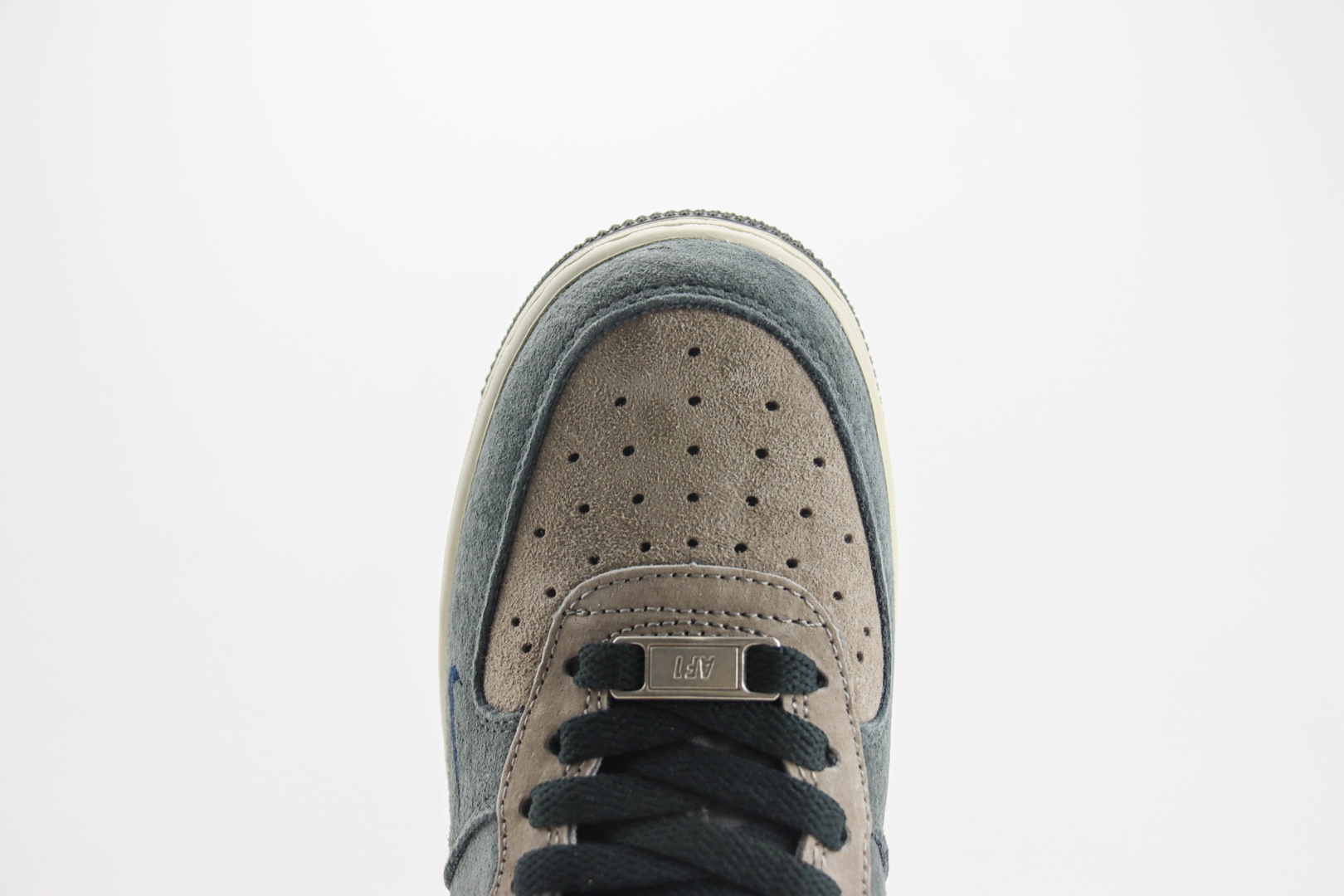 耐克Nike Air Force 1 Low纯原版本空军一号麂皮灰AF1数字8低帮板鞋 莆田天花板AF1 货号：YD2425-808