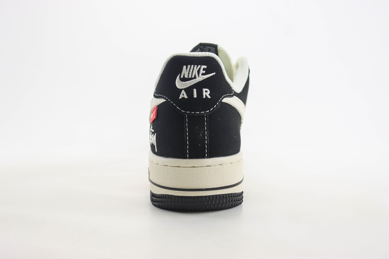 耐克Stussy x Nike Air Force 1 Low纯原版本空军一号斯图西联名AF1米黑小红标运动板鞋 莆田天花板AF1 货号：SJ6698-014
