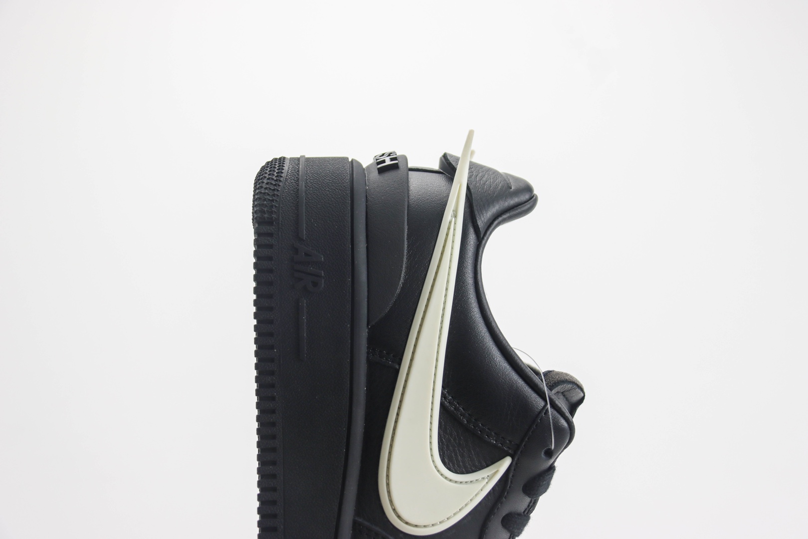 耐克AMBUSH x Nike Air Force 1 Low SP“Phantom”纯原版本空军一号AF1联名AMBUSH黑白大勾休闲运动板鞋 莆田复刻鞋货源 货号：DV3464-001
