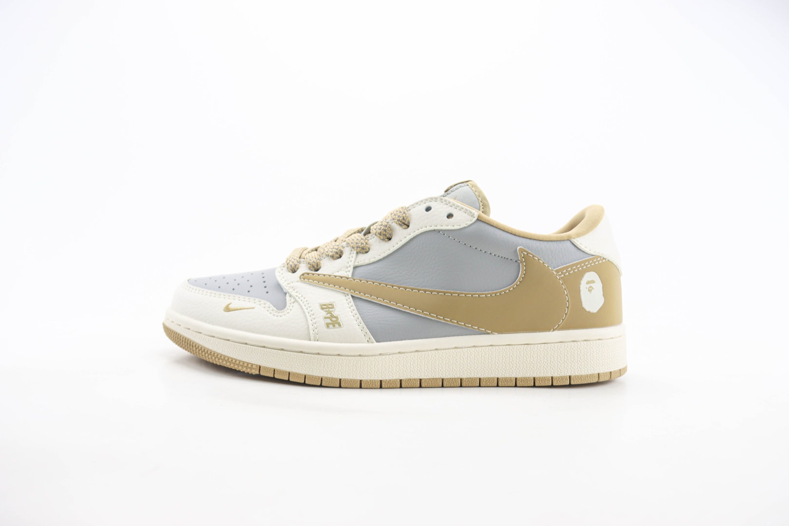 乔丹BAPE x Air Jordan 1 Low纯原版本猿人头联名AJ1米灰卡其低帮休闲板鞋 莆田AJ货源 货号：BB6511-623