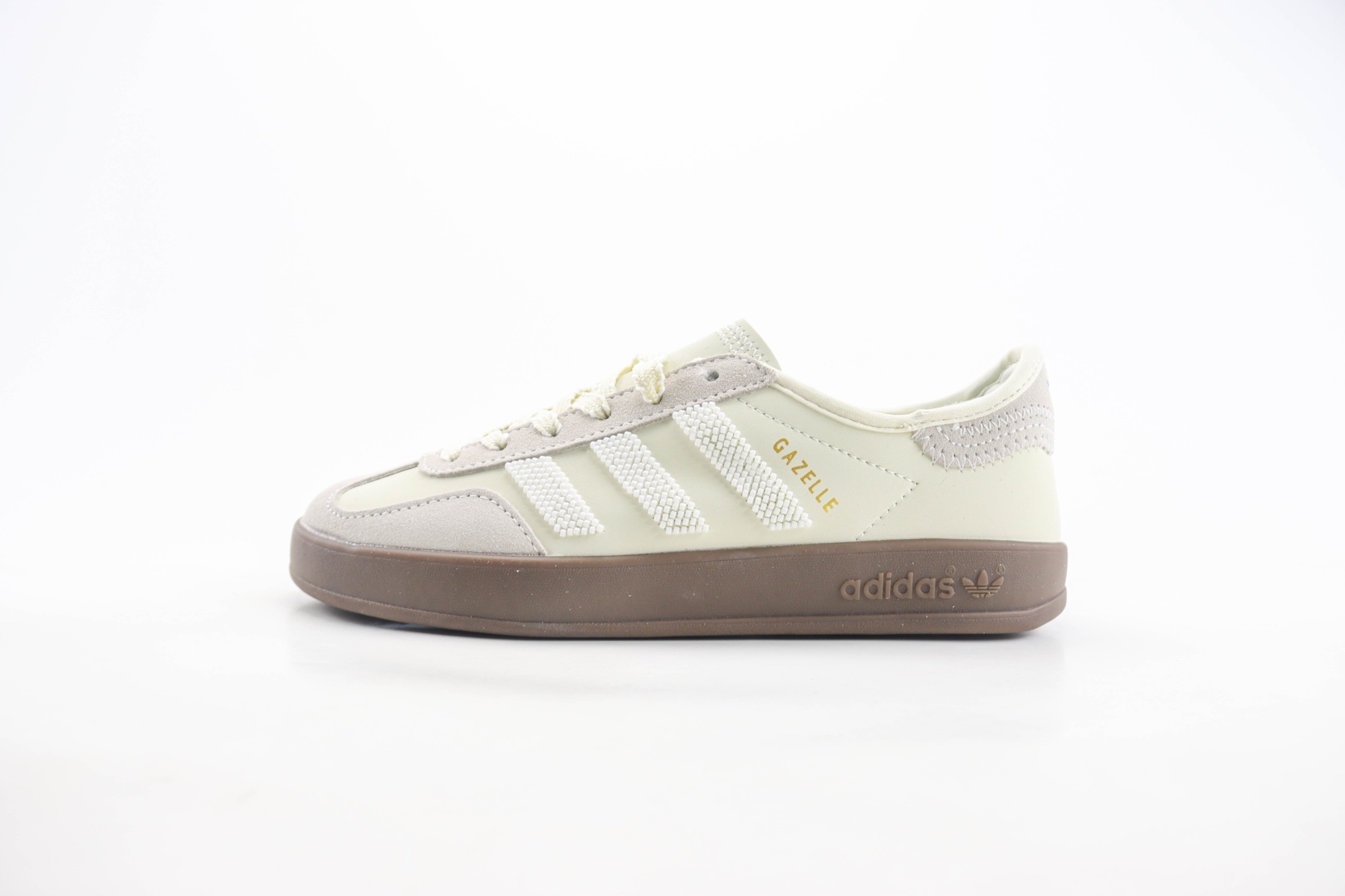 阿迪达斯adidas Origials Gazelle Indoor纯原版本三叶草象牙白灰串珠板鞋 莆田阿迪达斯工厂 货号：IH3719