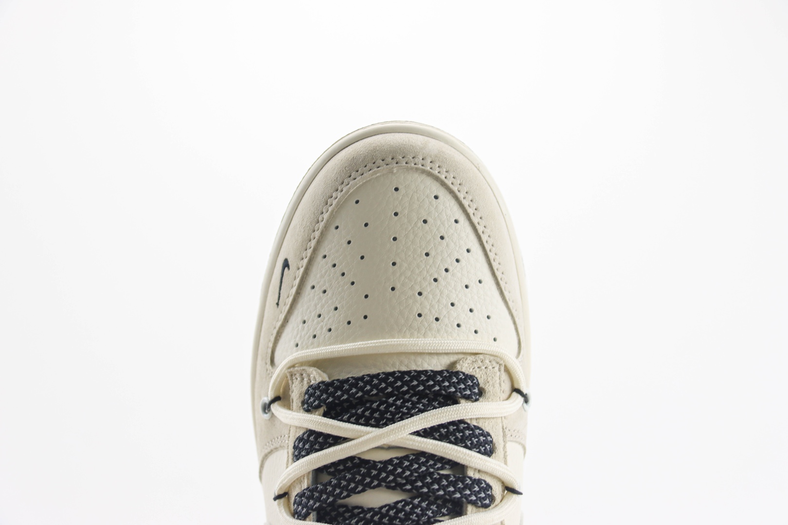 耐克Nike SB Dunk Low纯原版本低帮SB Dunk米灰抽绳绑带板鞋 莆田耐克代理 货号：XX3168-118