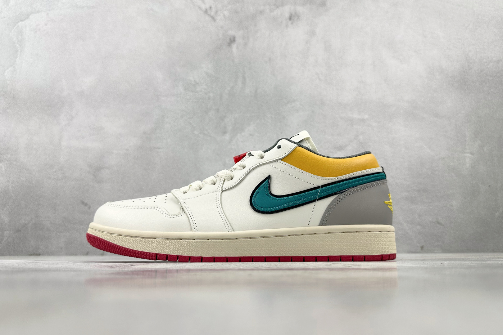 乔丹Air Jordan 1 Low纯原版本低帮AJ1帆白鸳鸯勾休闲运动篮球鞋 莆田AJ货源 货号：HV4511-133
