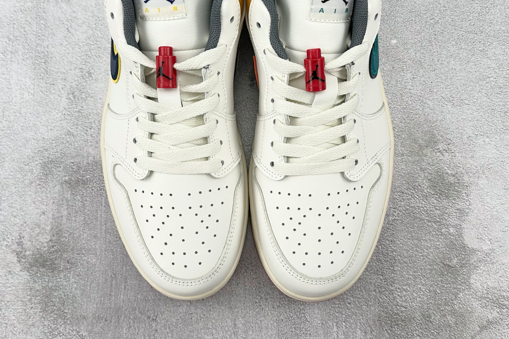 乔丹Air Jordan 1 Low纯原版本低帮AJ1帆白鸳鸯勾休闲运动篮球鞋 莆田AJ货源 货号：HV4511-133