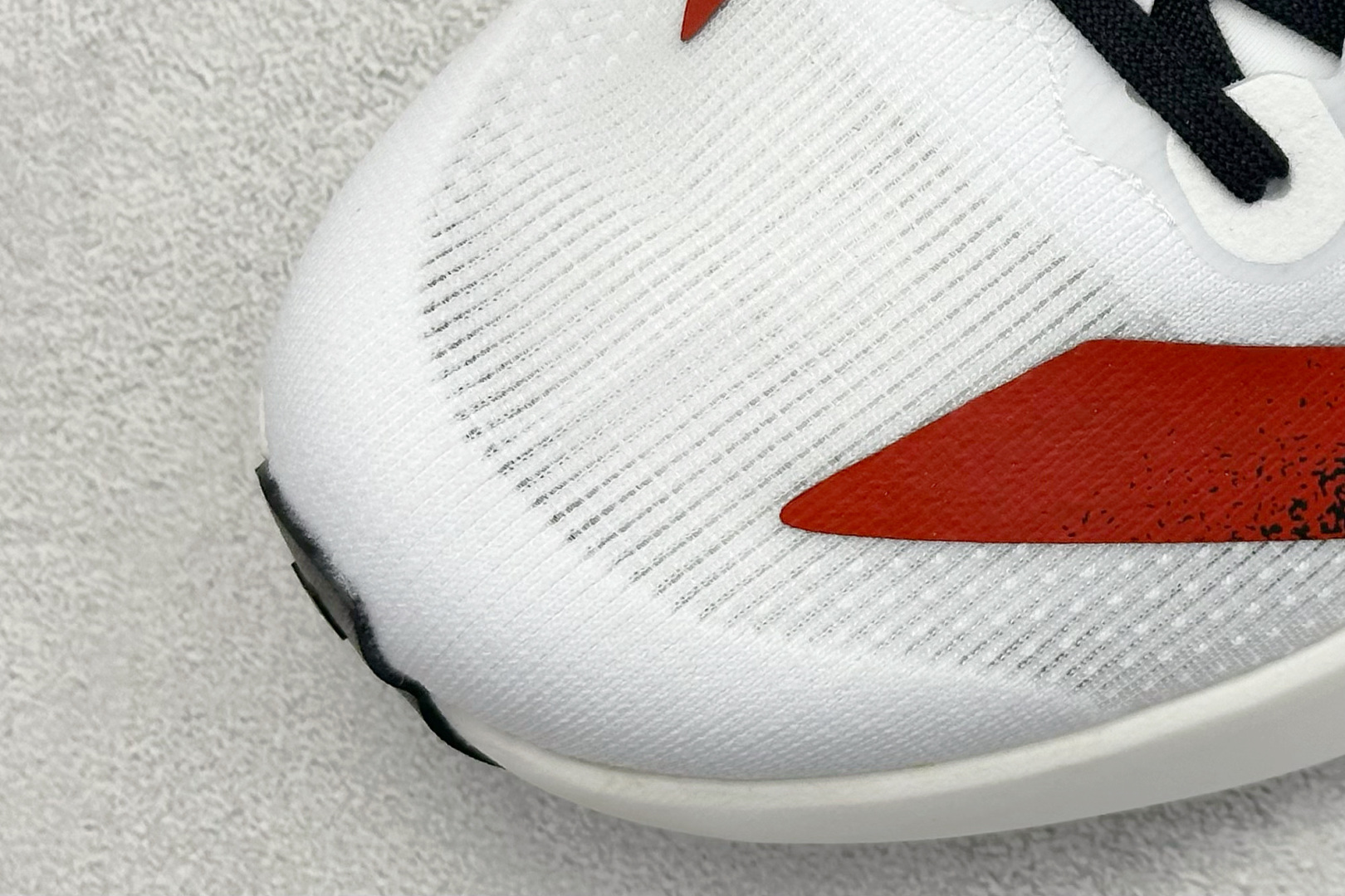 阿迪达斯adidas Adizero Evo SL纯原版本白黑红超轻透气缓震跑鞋 莆田耐克货源 货号：JQ4569