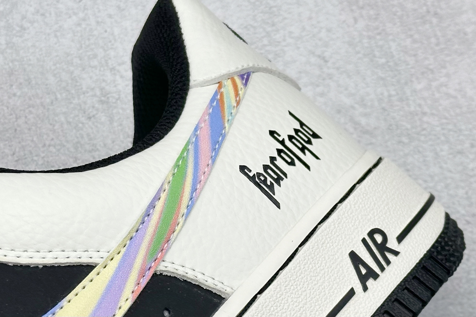 耐克FOD x Nike Air Force 1'07 Low纯原版本空军一号AF1白灰黑七彩镭射钩板鞋 莆田耐克货源 货号：LW9279-011