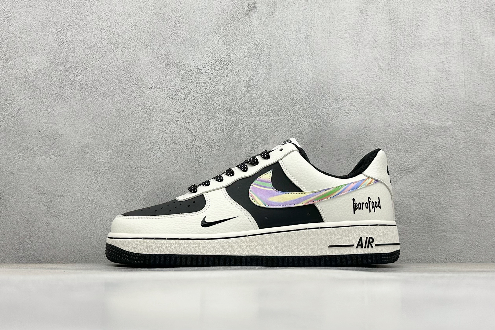 耐克FOD x Nike Air Force 1'07 Low纯原版本空军一号AF1白灰黑七彩镭射钩板鞋 莆田耐克货源 货号：LW9279-011