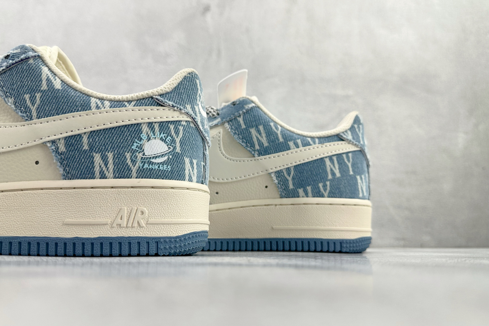 耐克NIke Air Force 1 '07 Low纯原版本MLB联名AF1蓝白色丹宁牛仔板鞋 莆田耐克货源 货号:DD1982-306