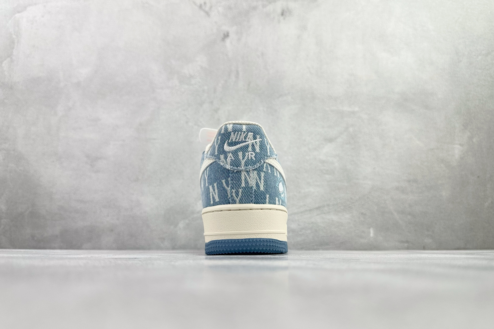 耐克NIke Air Force 1 '07 Low纯原版本MLB联名AF1蓝白色丹宁牛仔板鞋 莆田耐克货源 货号:DD1982-306