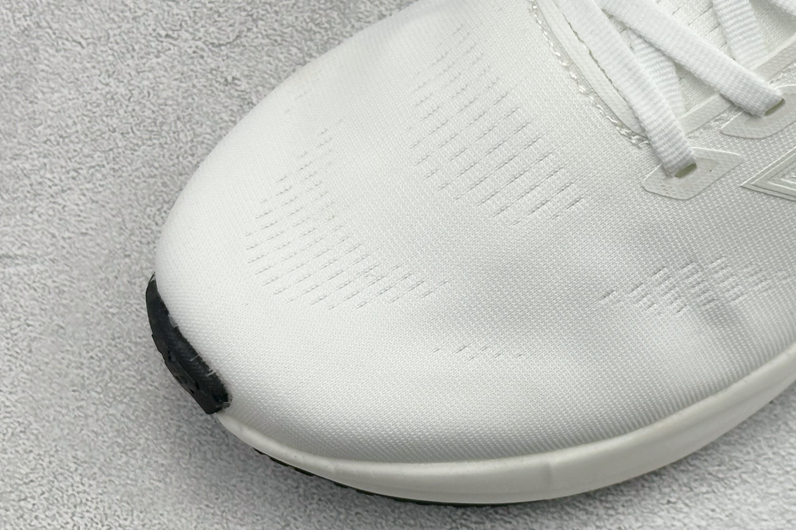 新百伦New Balance W880纯原版本M880白色缓震跑鞋 莆田新百伦货源 货号：W880W15