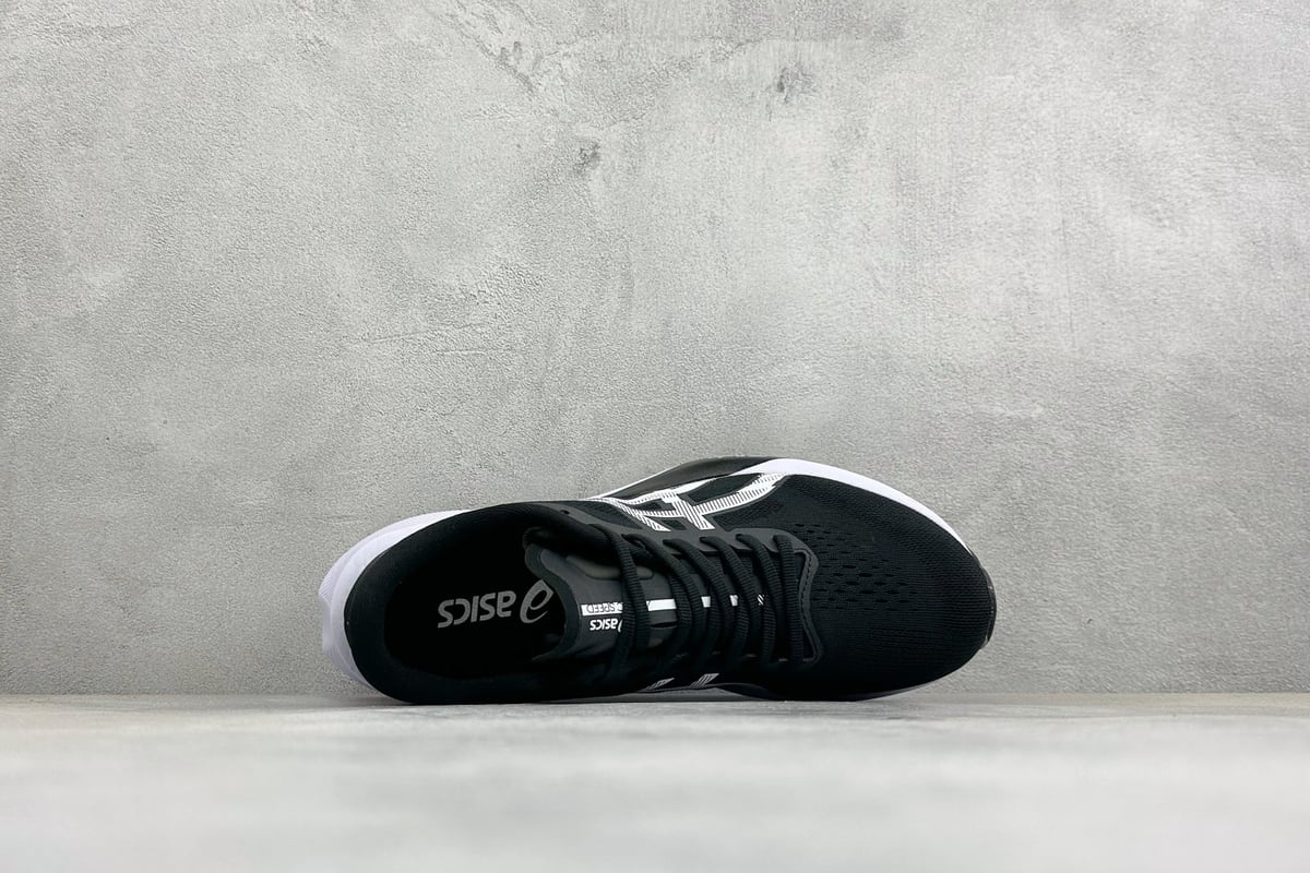 亚瑟士 Asics MAGIC SPEED 4 亚瑟士低帮专业越野跑步鞋 白银黑 背面实拍图