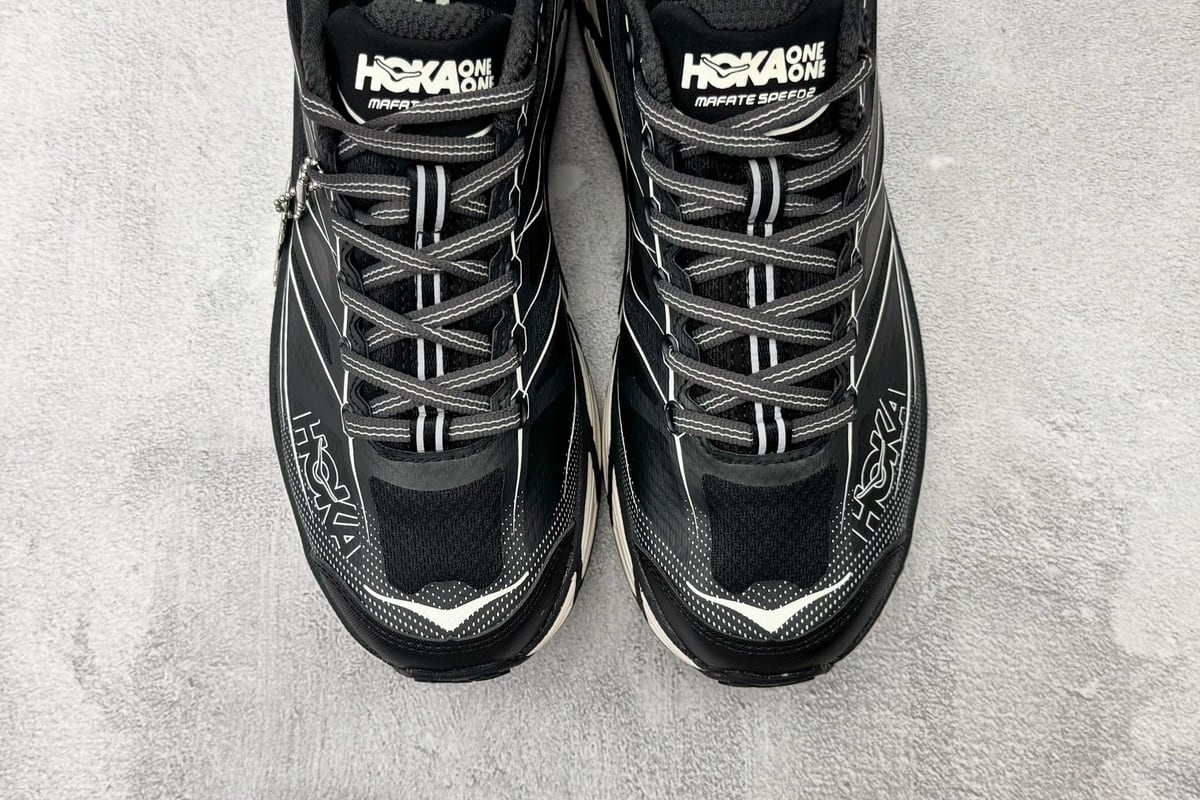 霍伽 HOKA ONE ONE Mafate Speed 2 黑白 鞋标实拍图