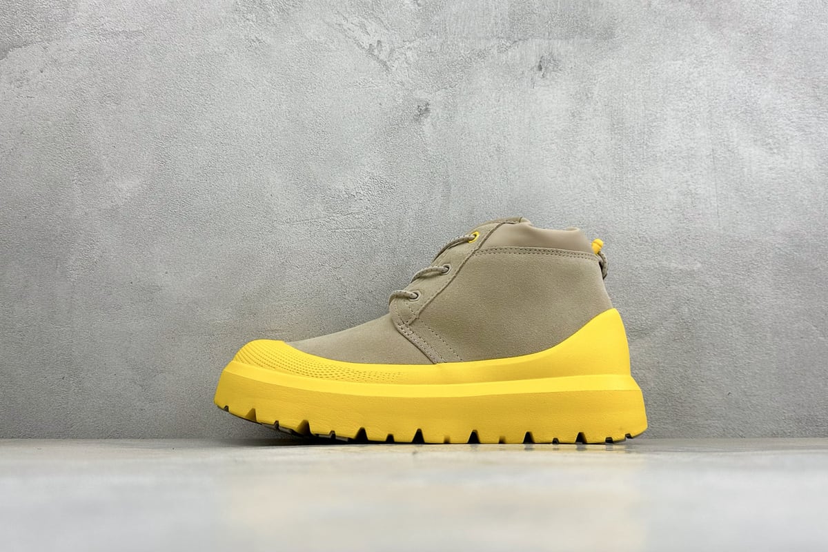 其他品牌 UGG Neumel Weather Hybrid 秋冬羊毛一体雪地靴 米银黄 正面实拍图