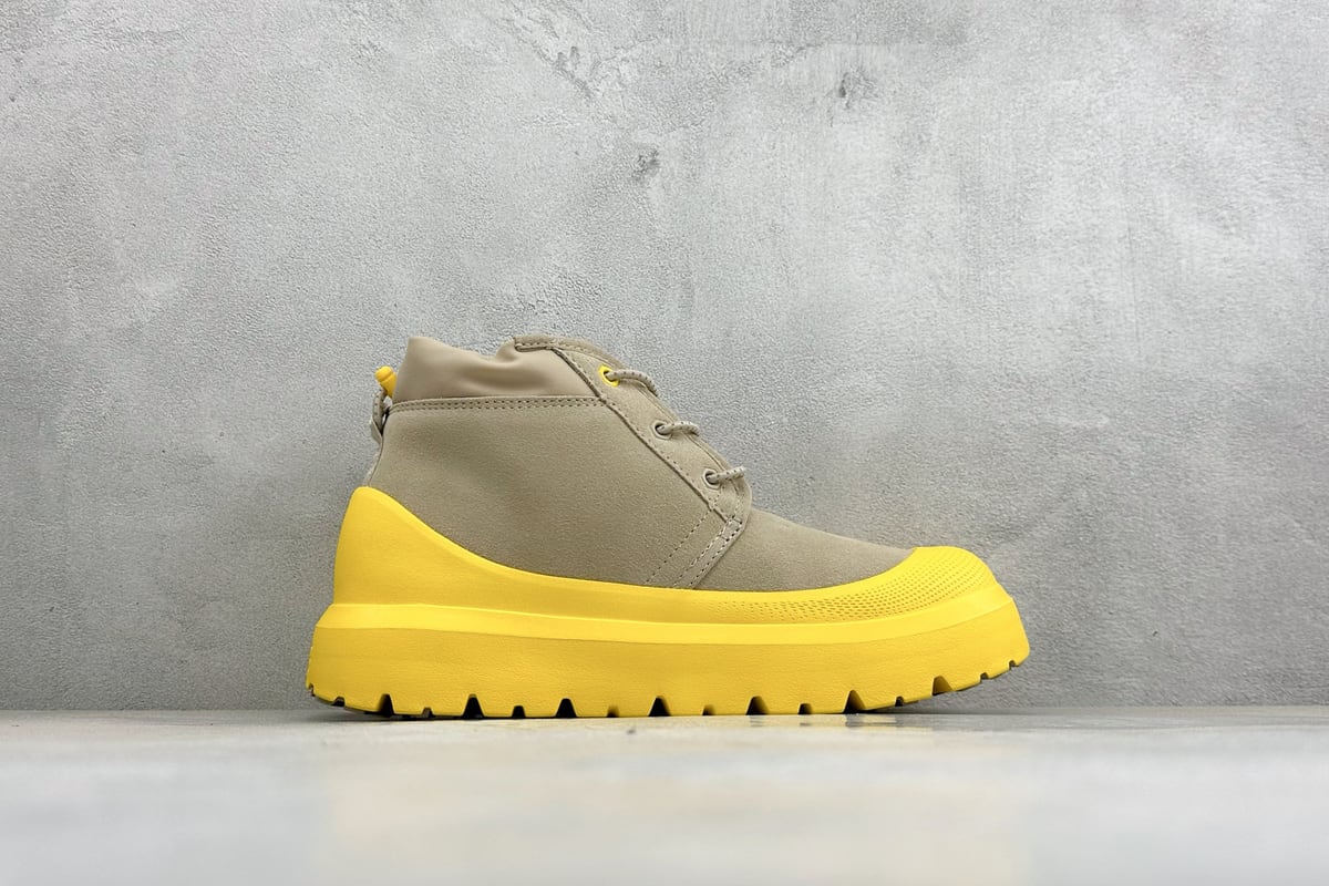 其他品牌 UGG Neumel Weather Hybrid 秋冬羊毛一体雪地靴 米银黄 侧面实拍图