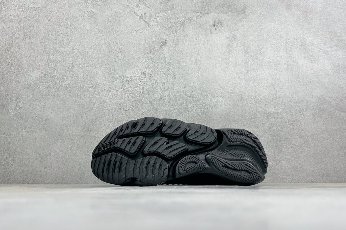 布鲁克斯 Brooks Glycerin Flex 减震耐磨支撑透气 低帮休闲跑步鞋 黑 鞋头实拍图