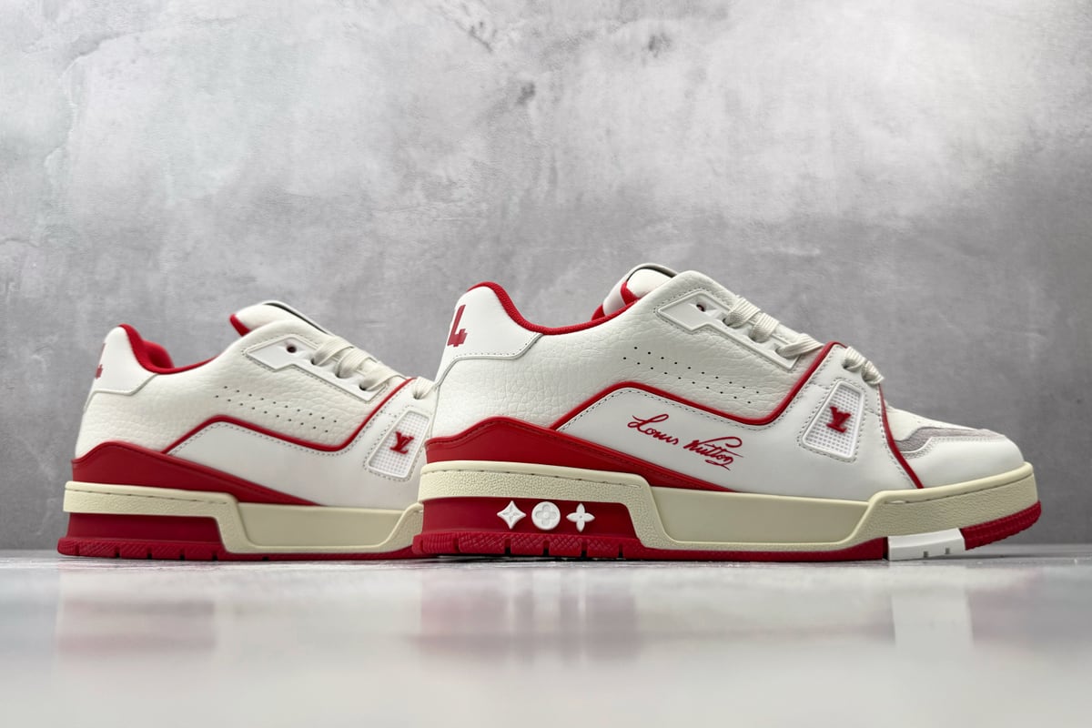 路易威登 LOUIS VUITTON Trainer 白红 鞋底实拍图