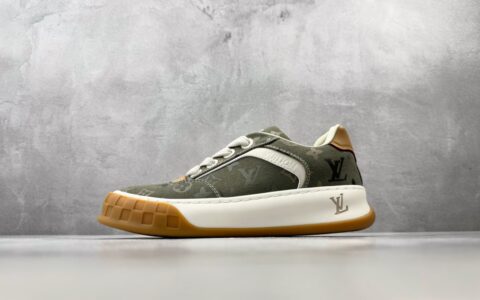 路易威登LOUIS VUITTON Tilted卡其绿银黄橙 货号：1AJAM1