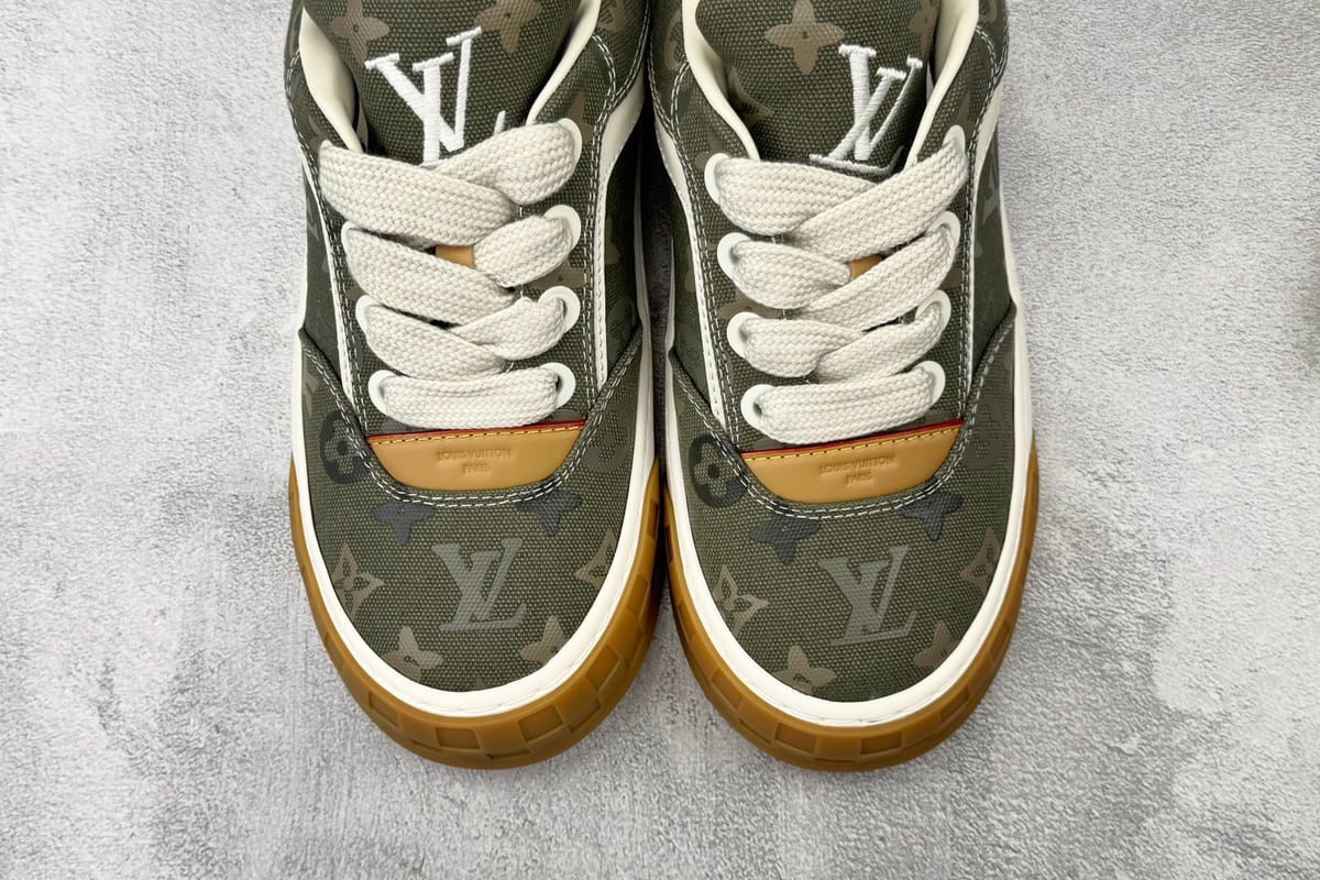 路易威登 LOUIS VUITTON Tilted卡其绿 银黄橙 鞋标实拍图