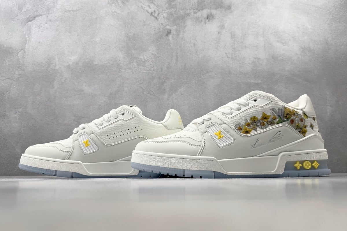 路易威登 LOUIS VUITTON Trainer 白色 鞋跟实拍图