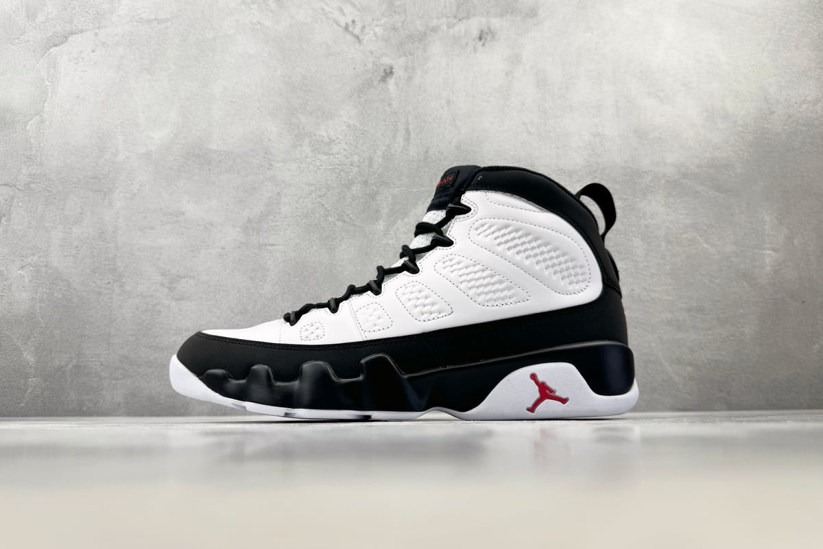 乔丹 Air Jordan 9 Retro OG 黑白-实拍图1