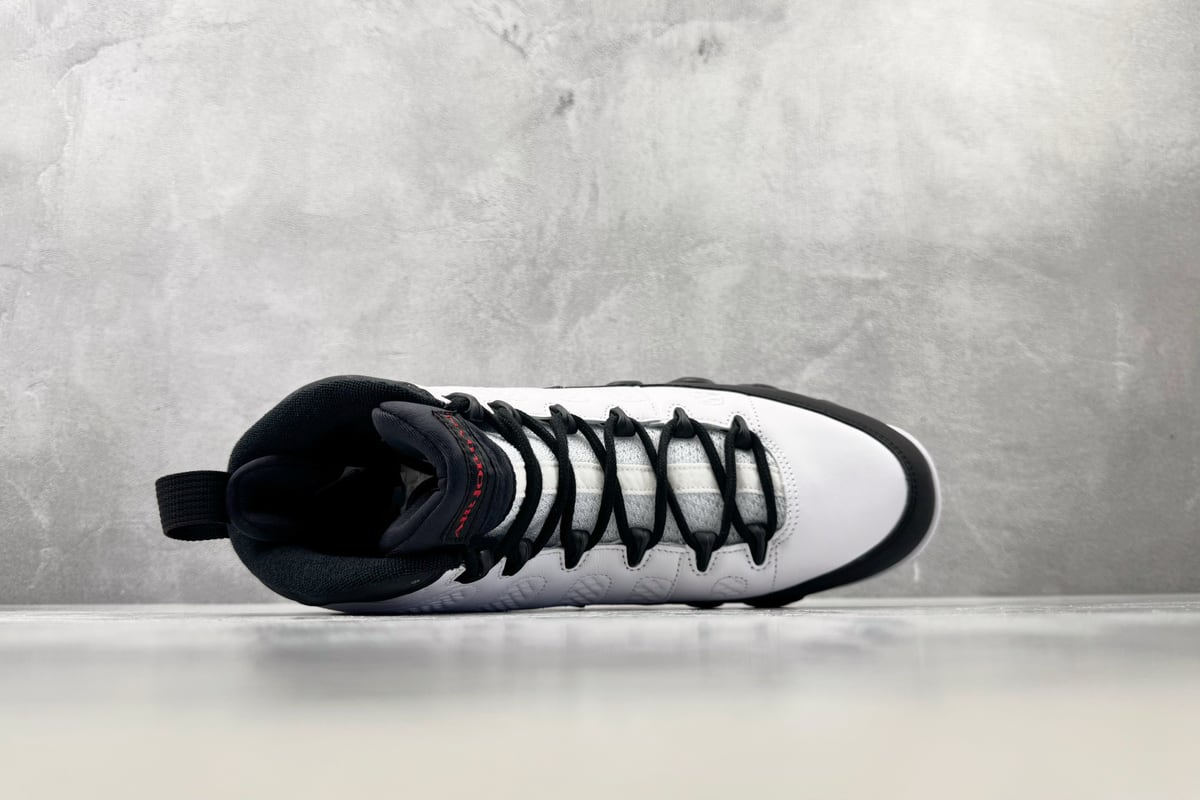 乔丹 Air Jordan 9 Retro OG 黑白-实拍图3