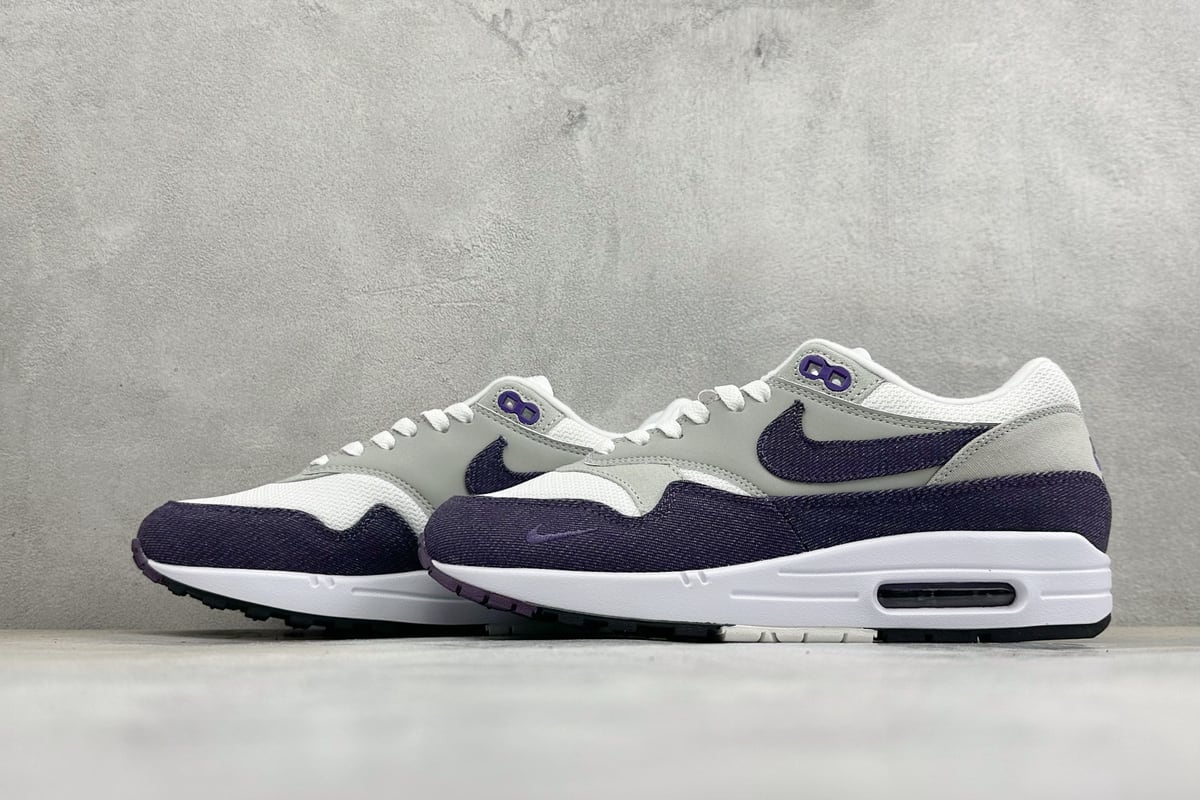 耐克 Nike Air Max 1 耐克气垫 缓震 耐磨运动鞋 黑白蓝 鞋跟实拍图