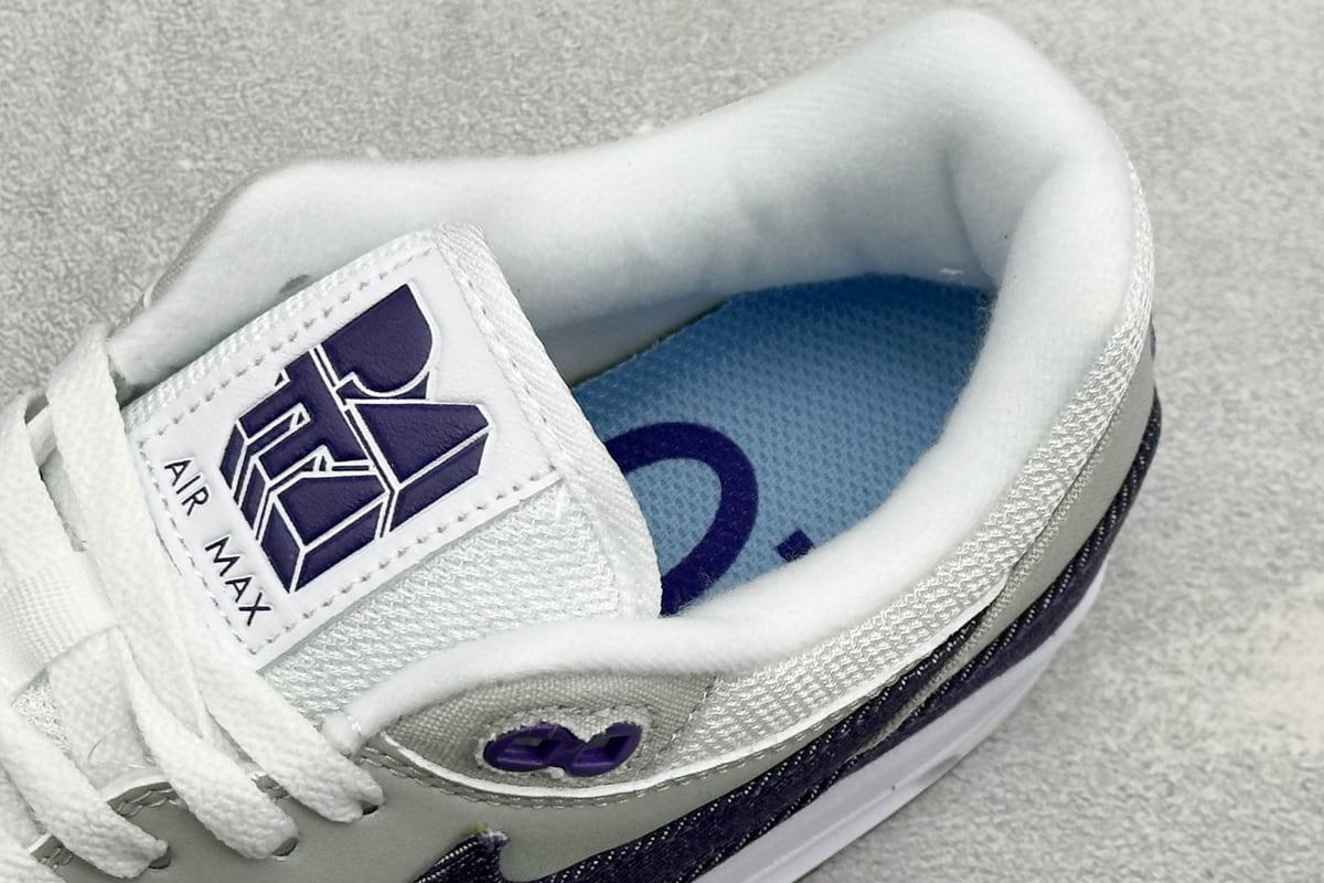 耐克 Nike Air Max 1 耐克气垫 缓震 耐磨运动鞋 黑白蓝 上脚实拍图