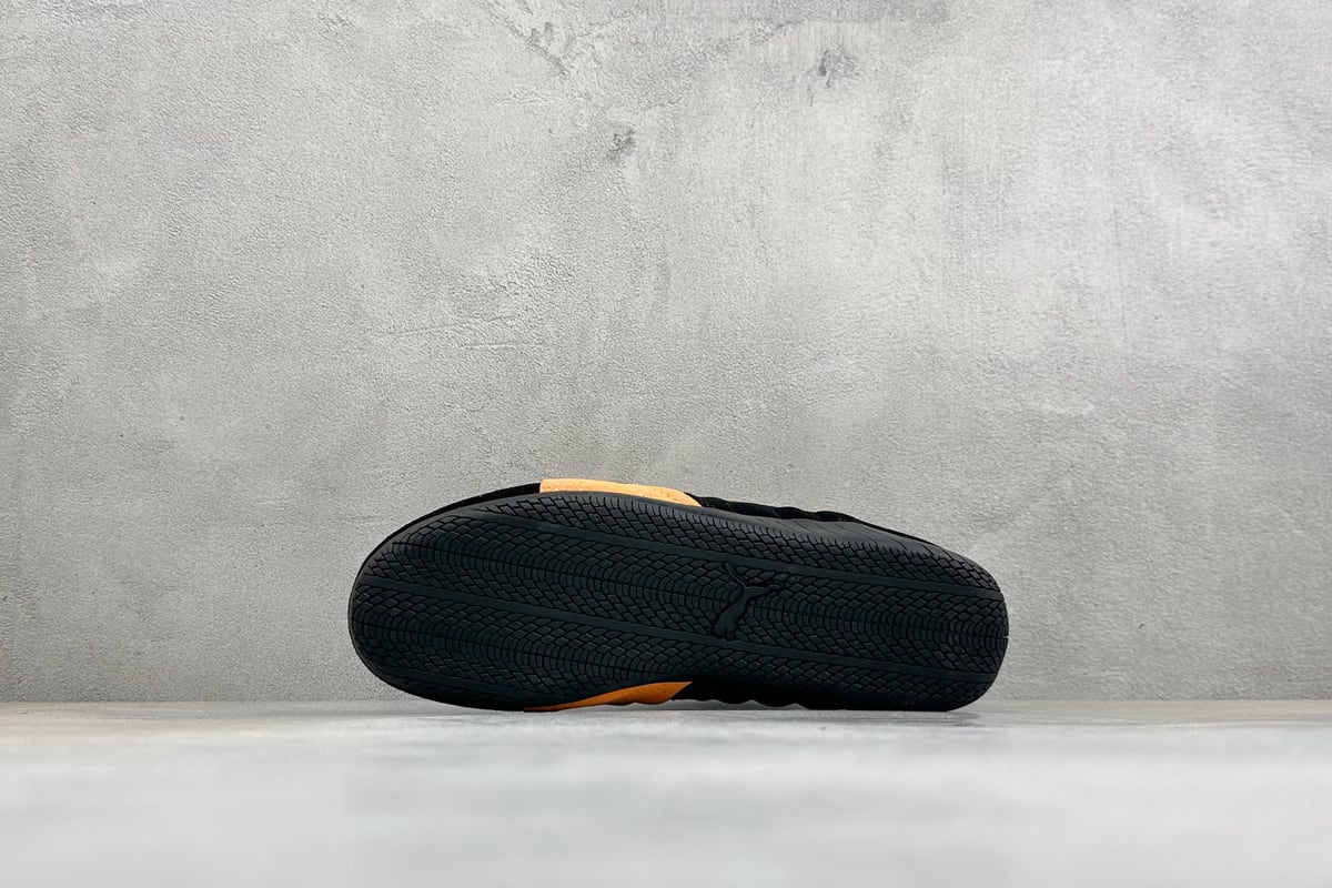 彪马 Puma Speedcet Etoile Wns 黑橙 鞋头实拍图