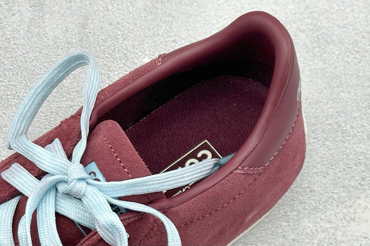 匡威 Converse All Star 自从2019年匡威进军篮球鞋市场往后给我们带来了All Star Pro BB Evo和Converse G4,也签约了第三位代言人谢伊-吉尔吉斯-亚历山大,给我们带来了全新的Converse All Star Pro BB Evo鞋款,相比较原版BB Low,Evo版本拥有着更为合理的低帮设计。就BB low的体验来说,从第一次上脚我就对他赋予了高度评价:这是一双训练脚踝力量的神器!但很显然,全新的Evo版本提高了鞋帮后势的幅度,看起来安全了很多。整双球鞋带来安全感的也不仅仅只有简单的低帮弧度改良。再设计的鞋面其实是EVO版本最大的亮点-实拍图8